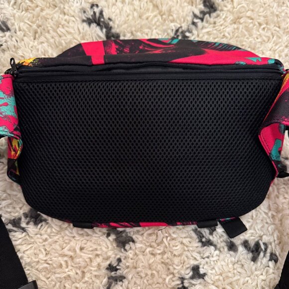 Adidas Adventure Waistbag Fanny Pack Multicolor - No Longer Available - Picture 2 of 6